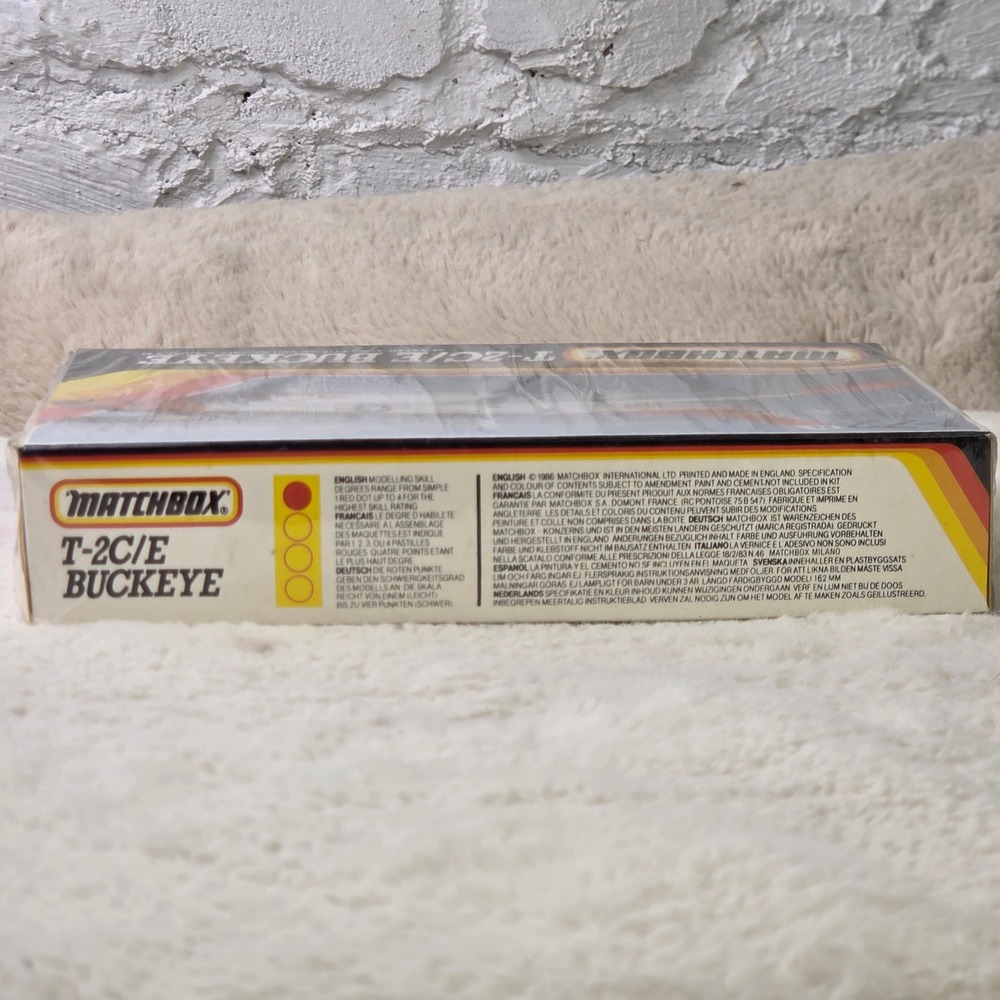 Matchbox 1:72 Scale Rockwell T2C E Buckeye‎ Model Kit PK42 New Factory Sealed - Picture 5 of 10